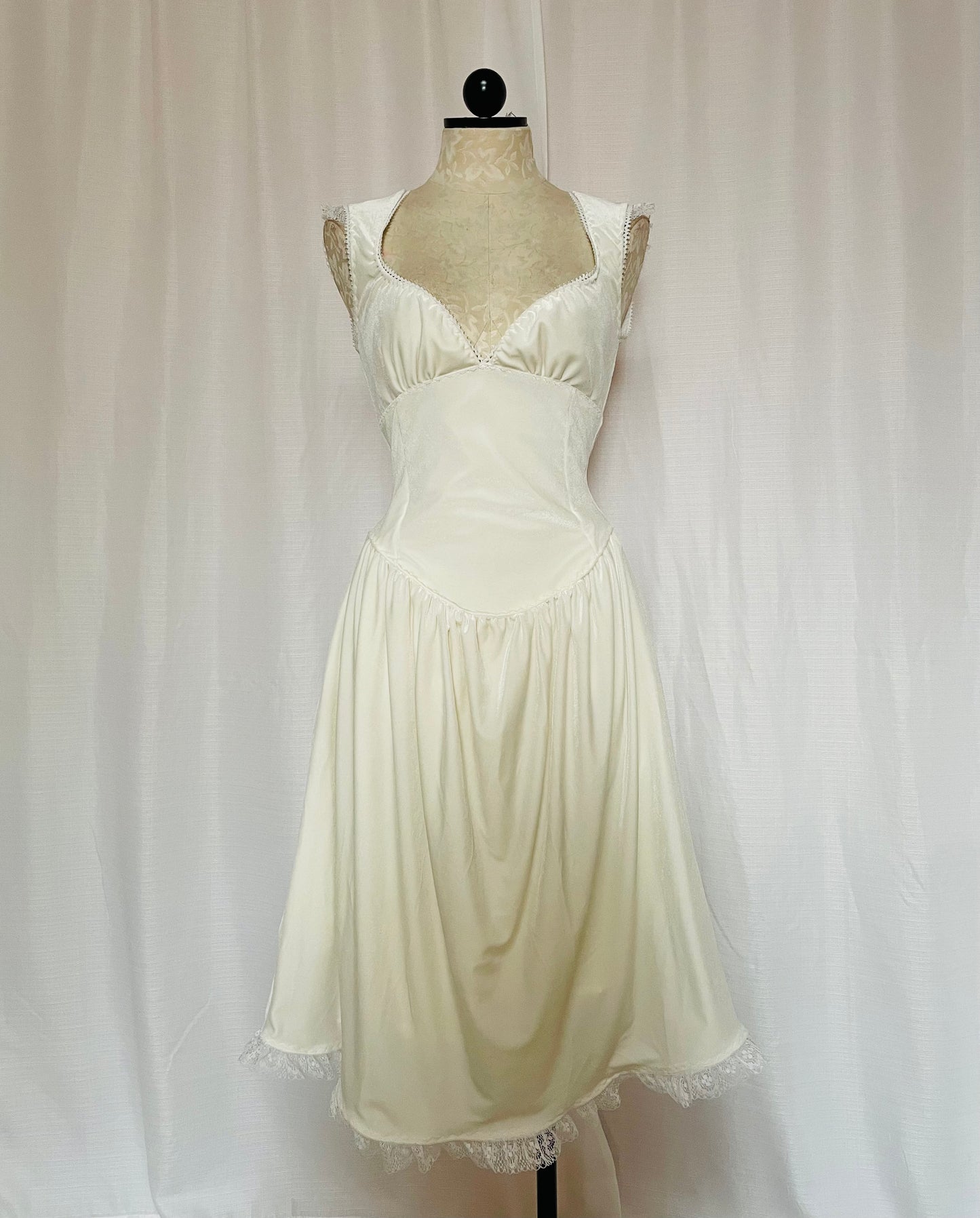 The Lena Dress