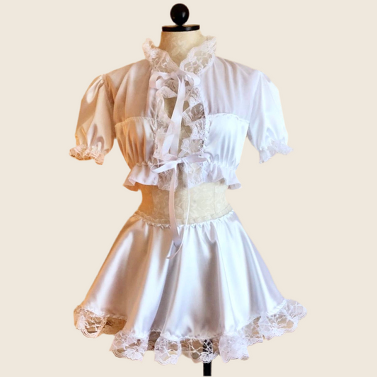 The Antoinette Tie Set in White