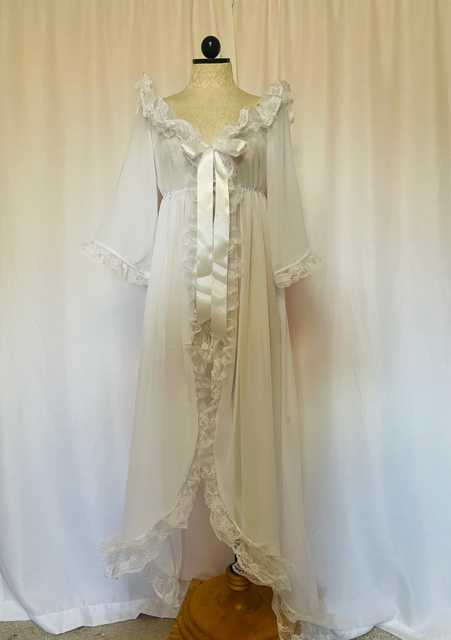 The Penelope Dressing Gown