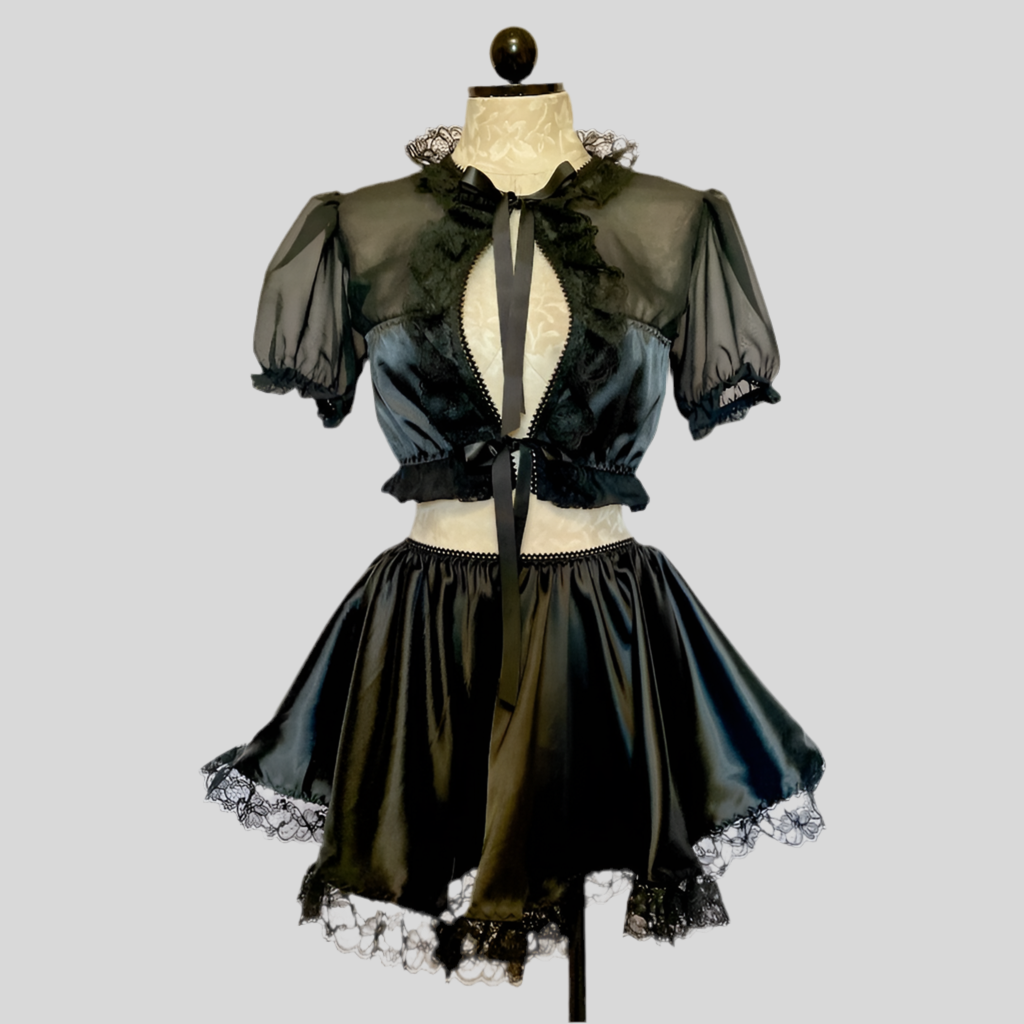 The Antoinette Tie Set in Black