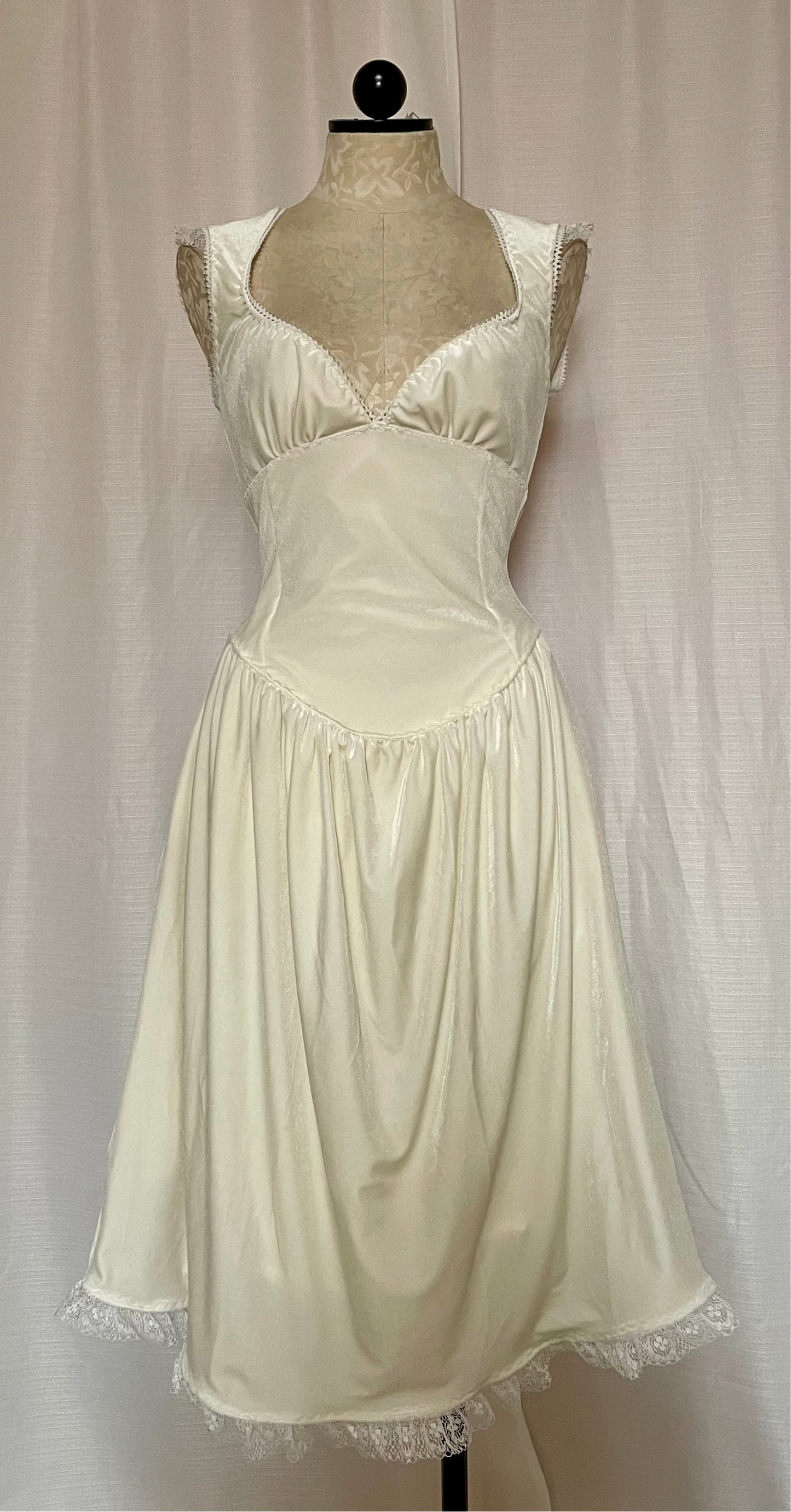 The Lena Dress