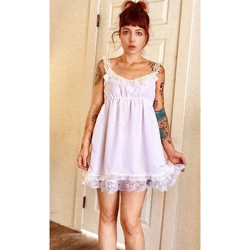 The Geneva Slip in White