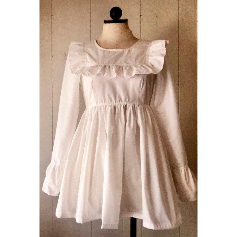 The Long Sleeve Savannah Dress in White