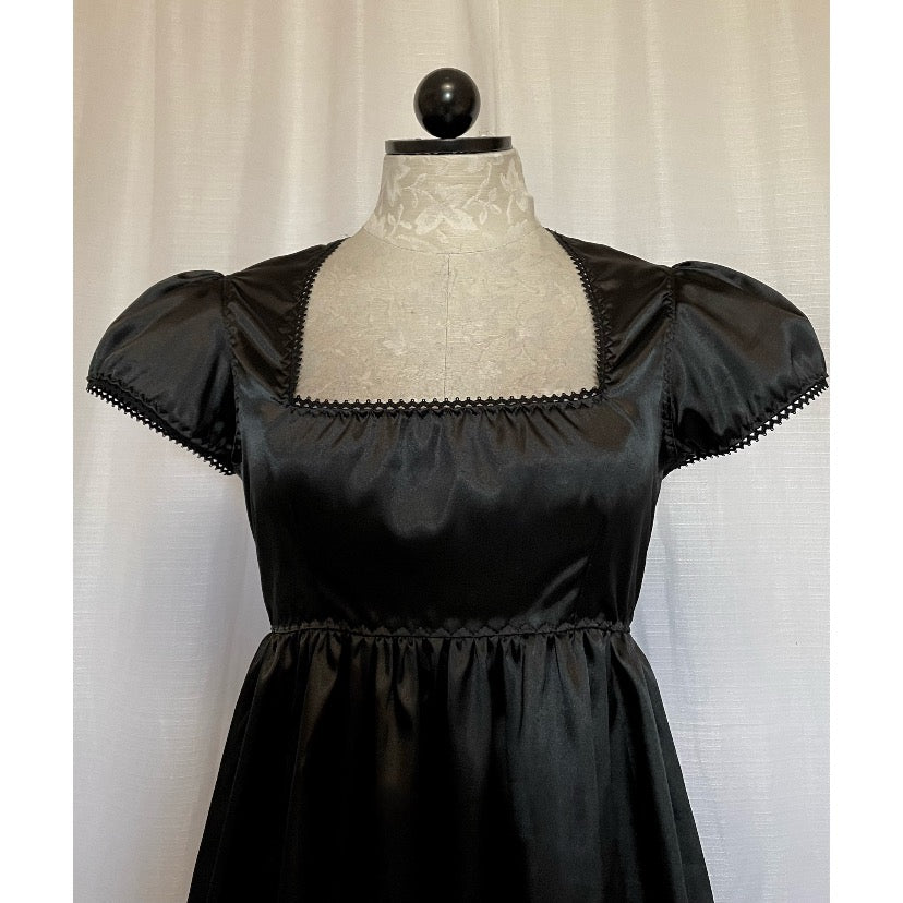 The Valentina Dress in Black