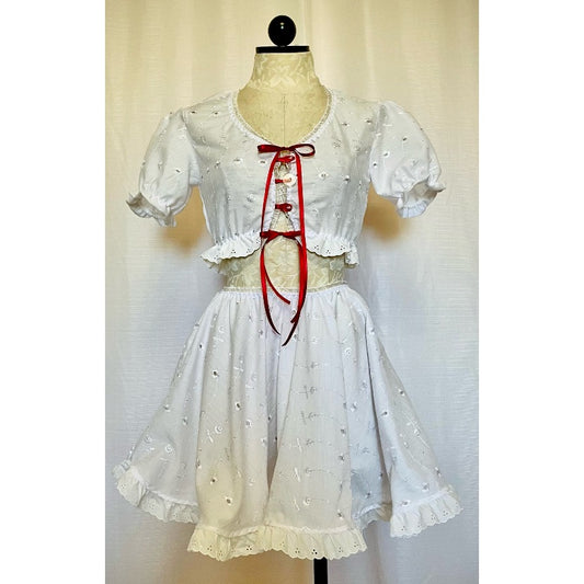 The Peasant Set in eyelet