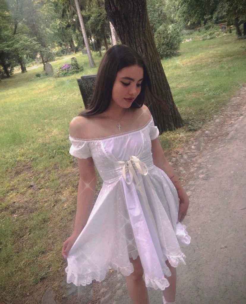 The Cotton Eyelet Tori Barmaid Dress in White