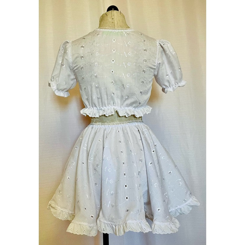 The Peasant Set in eyelet