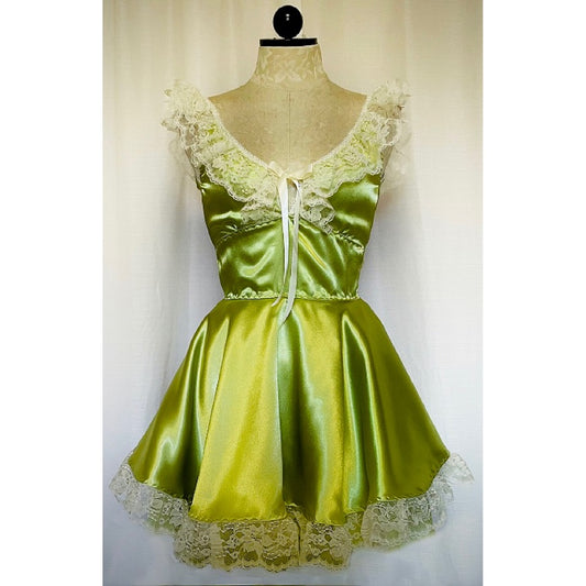 The Kathryn Dress in Green with Cream Lace