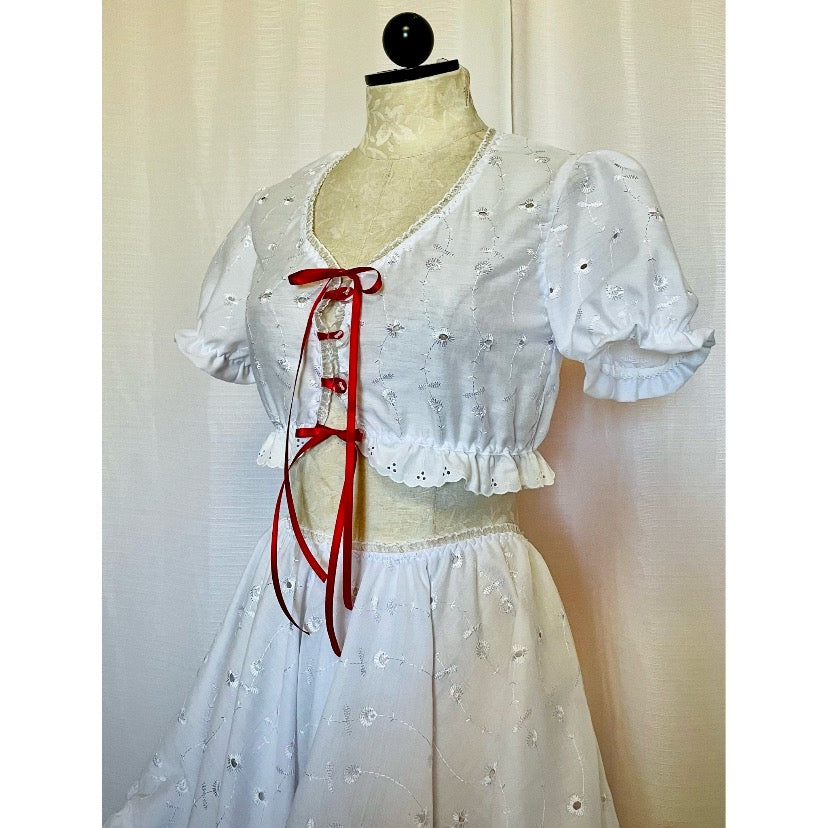 The Peasant Set in eyelet