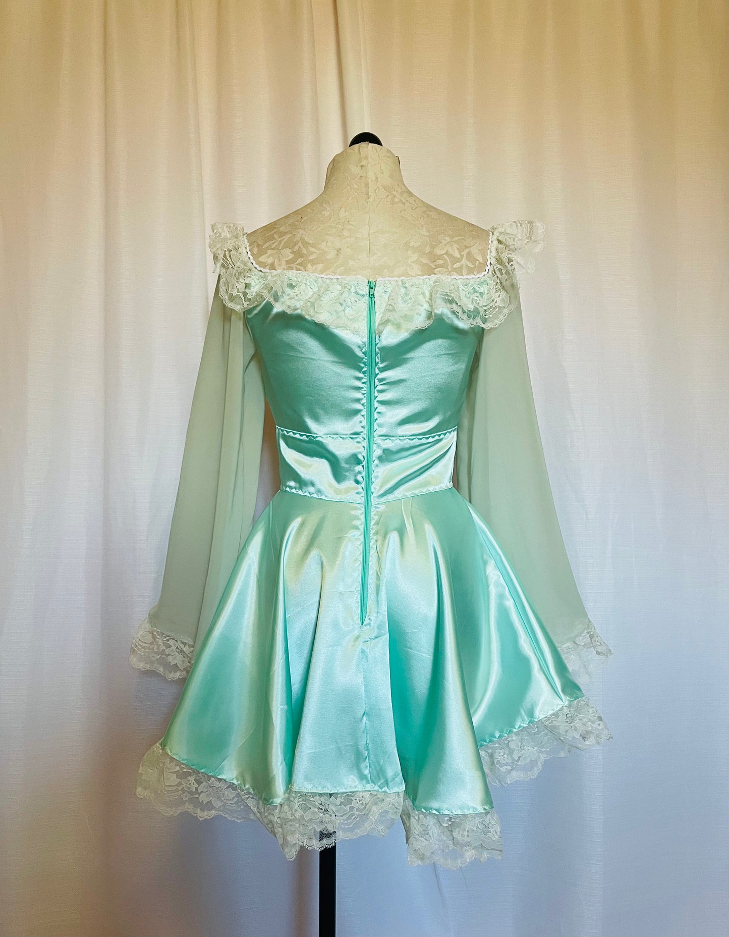The Penelope Dress in Mint