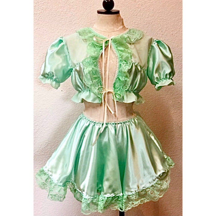 The Antoinette Tie Set in Mint