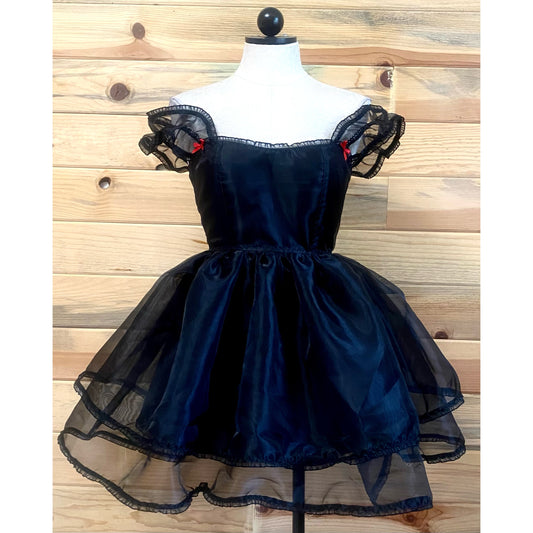 The Bonnie Dress in Black