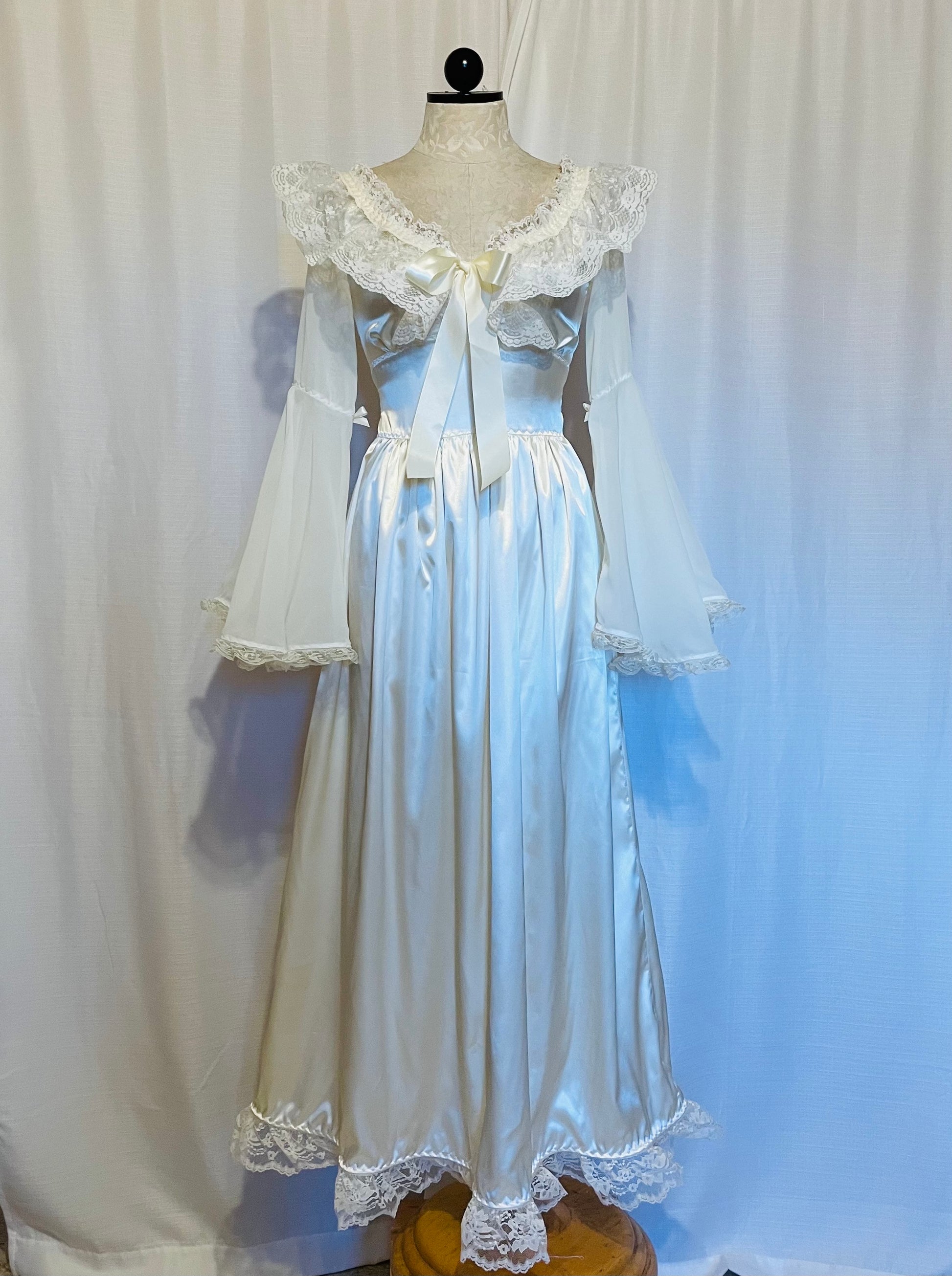 The Cream Deidre Maxi Dress with Chiffon White The Cream Deidre Maxi Dress with Chiffon White