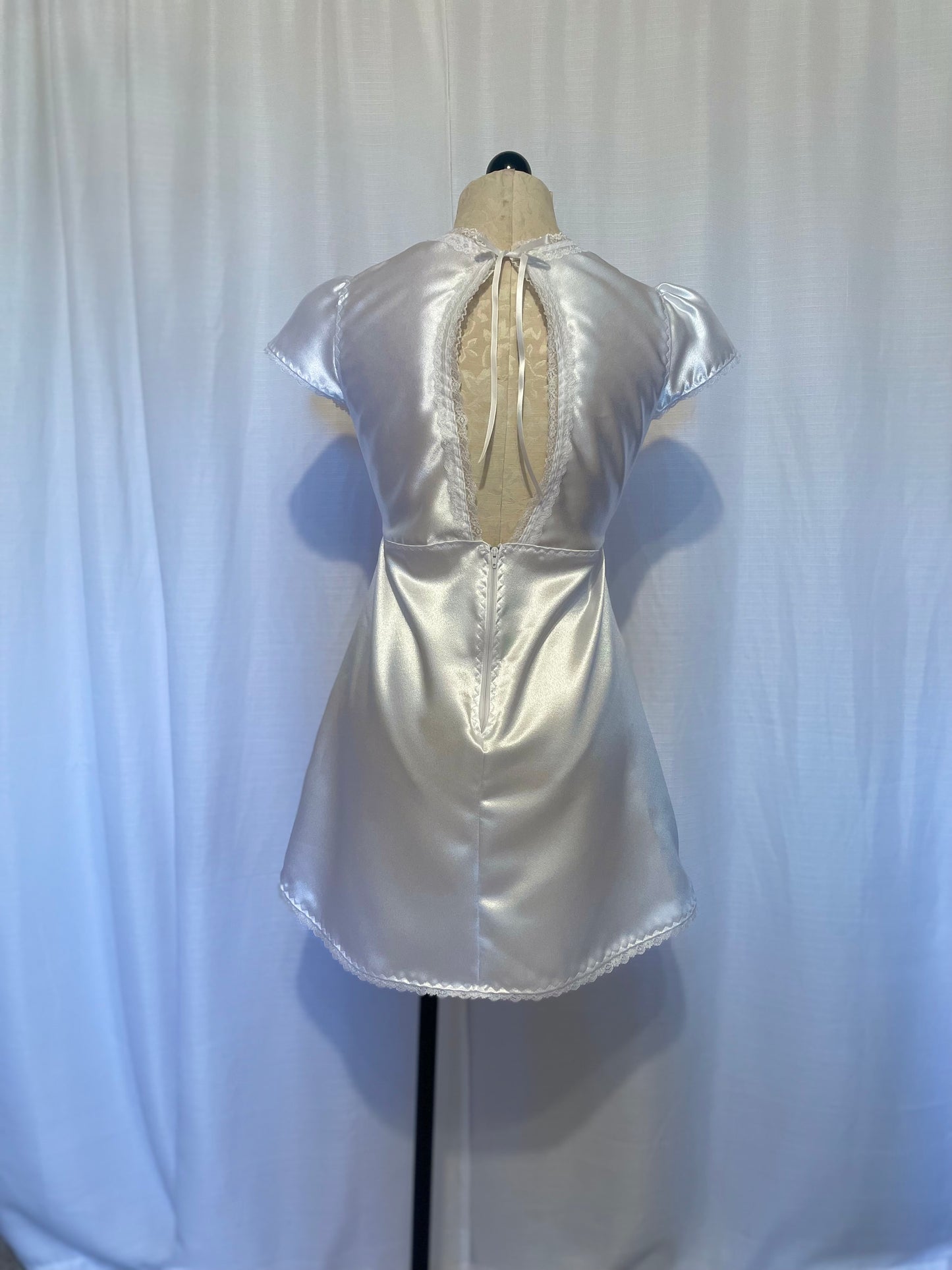The Valentina Dress- open back vintage style dress