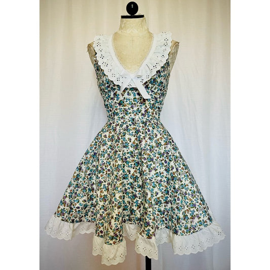 The Chickadee Dress in Floral