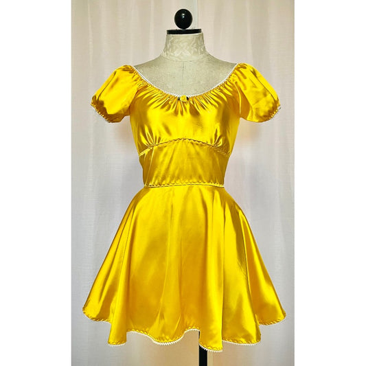 The Missy Dress in Yellow