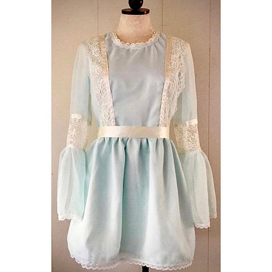 The Mia Dress in Mint