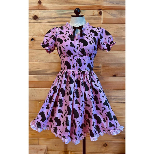 The Carrie Dress in Pink Cow